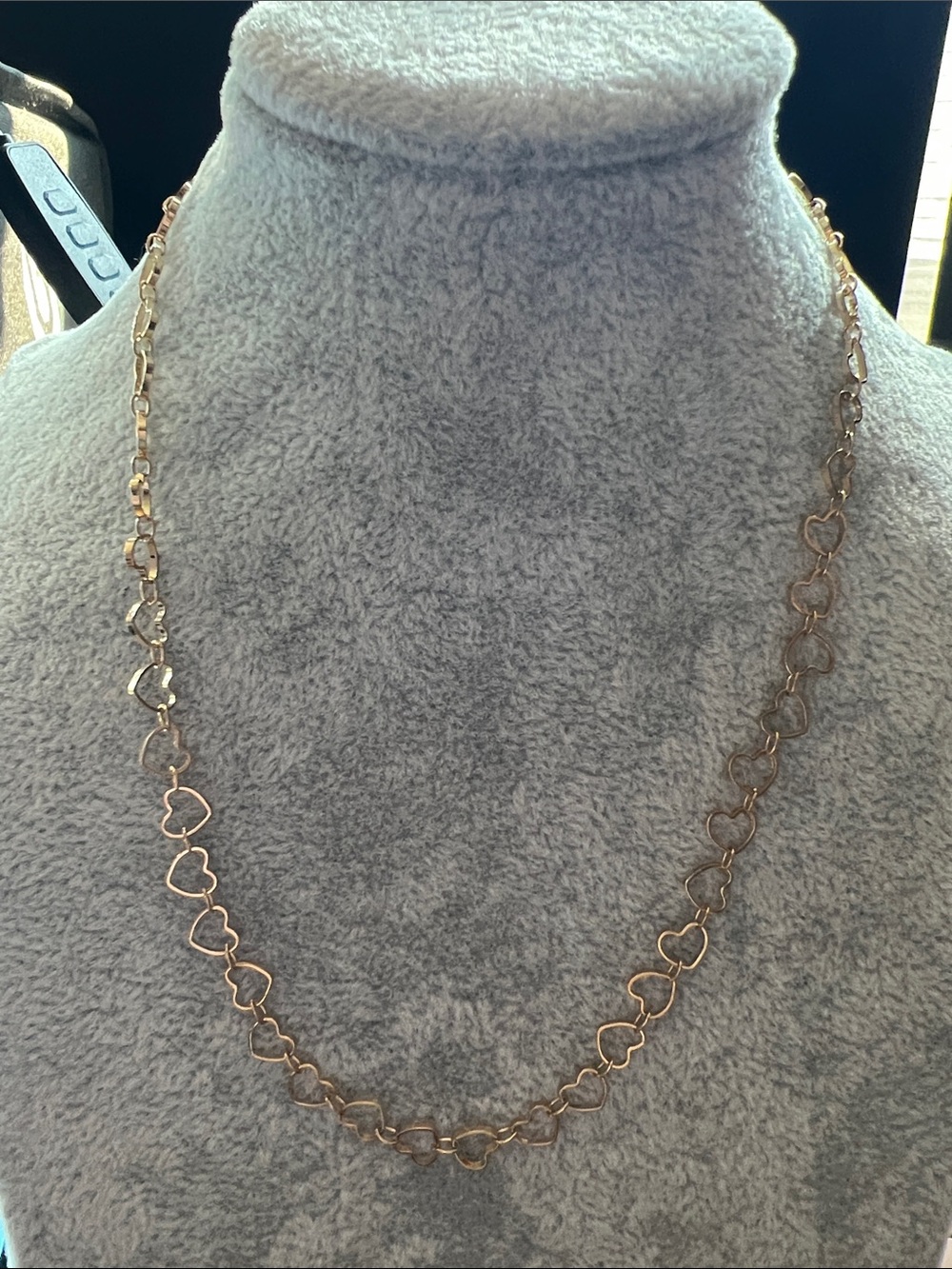 Delicate Heart Link Necklace in Rose Gold